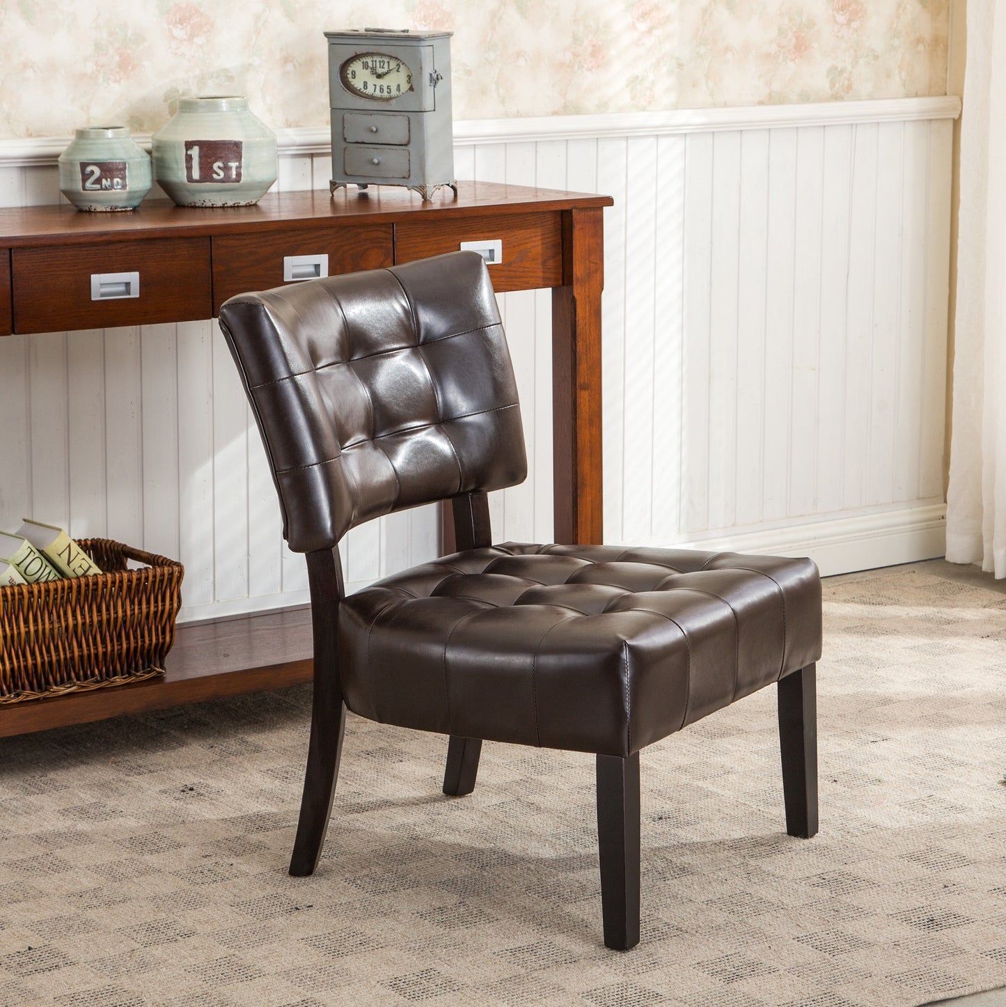 Roundhill Furniture Tufted Accent Chair with Oversized Seating