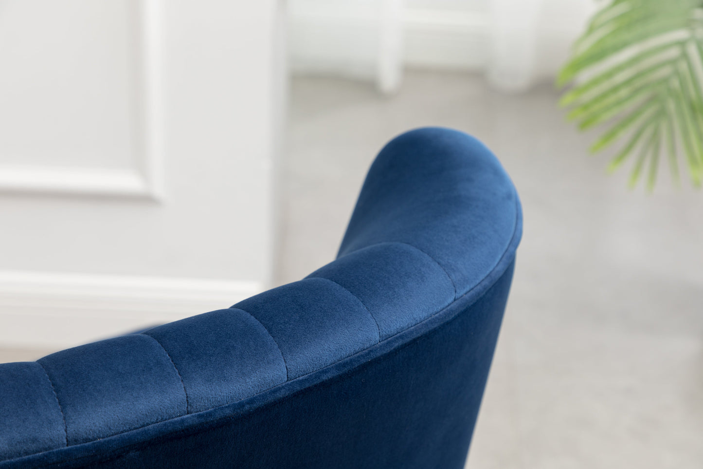 Roundhill Furniture Elon Contemporary Velvet Upholstered Accent Chair, Blue