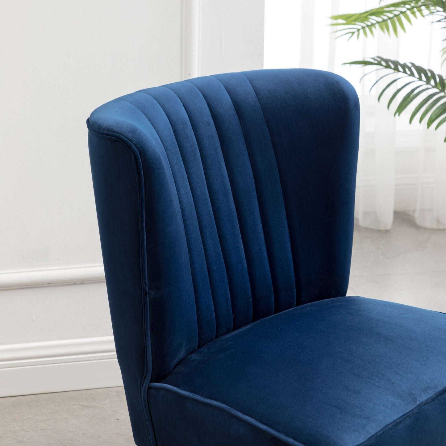 Roundhill Furniture Elon Contemporary Velvet Upholstered Accent Chair, Blue