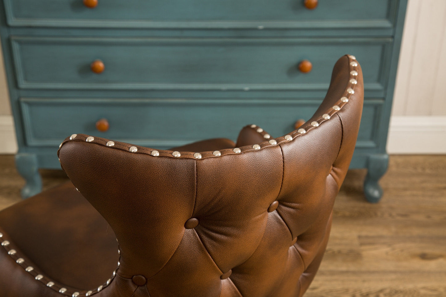 Roundhill Furniture Viking Tufted Button Back barrel chair with Nailhead, Brown