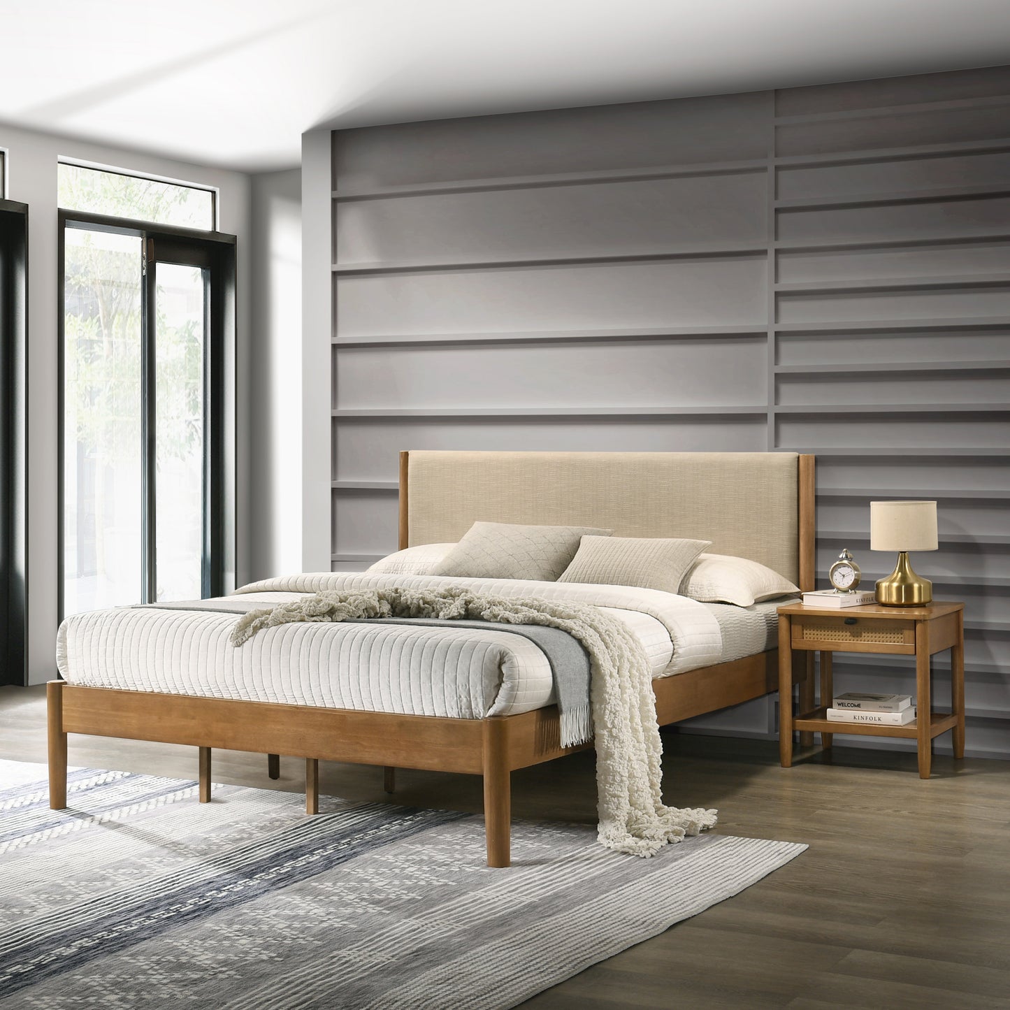 Roundhill Furniture Vichy 2-Piece Rubberwood Bedroom Set, Platform Bed with Nightstand