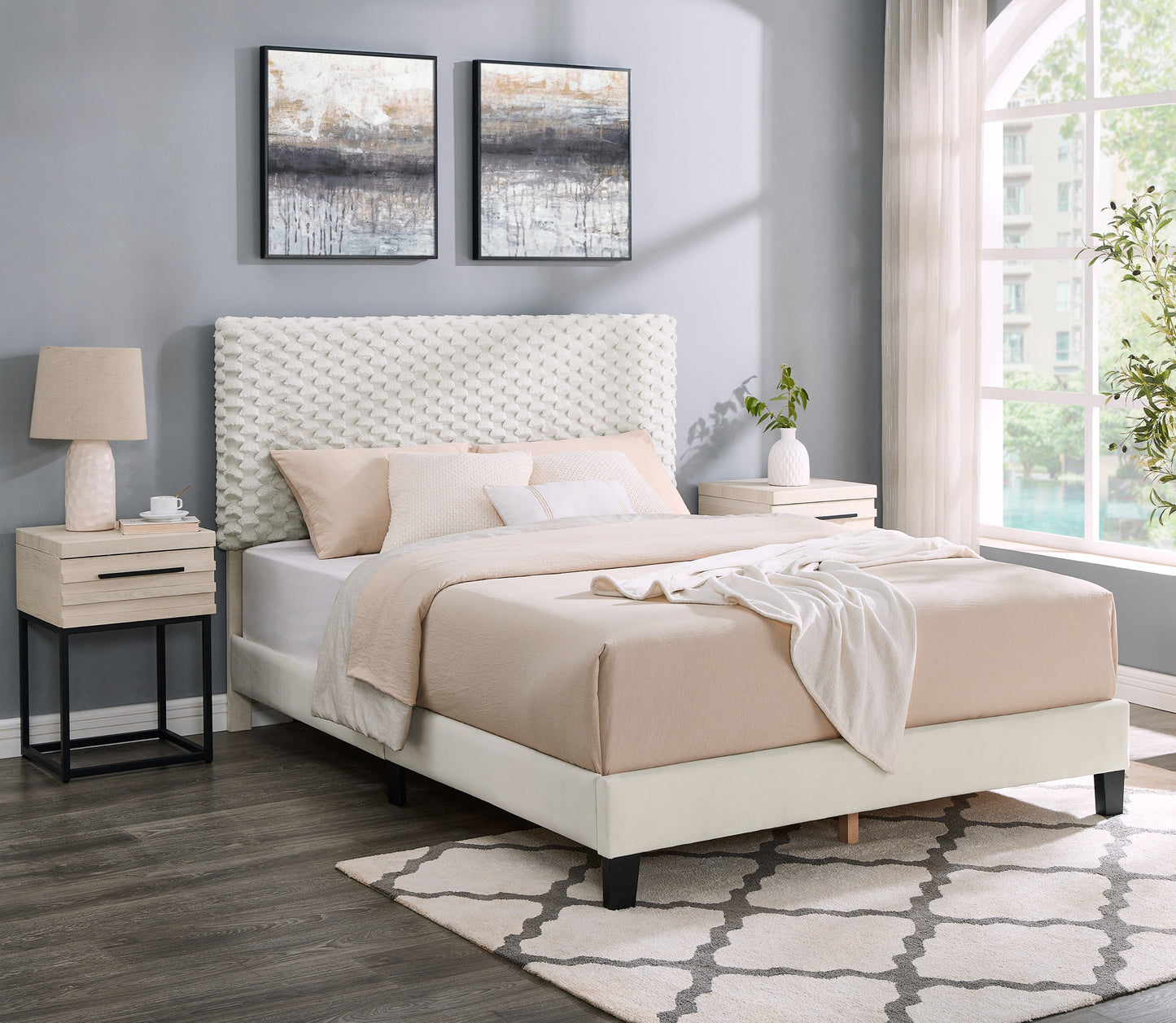 Roundhill Furniture Findlay 3-Piece Bedroom Set, Plush 3D Upholstered Bed with Two Nightstands