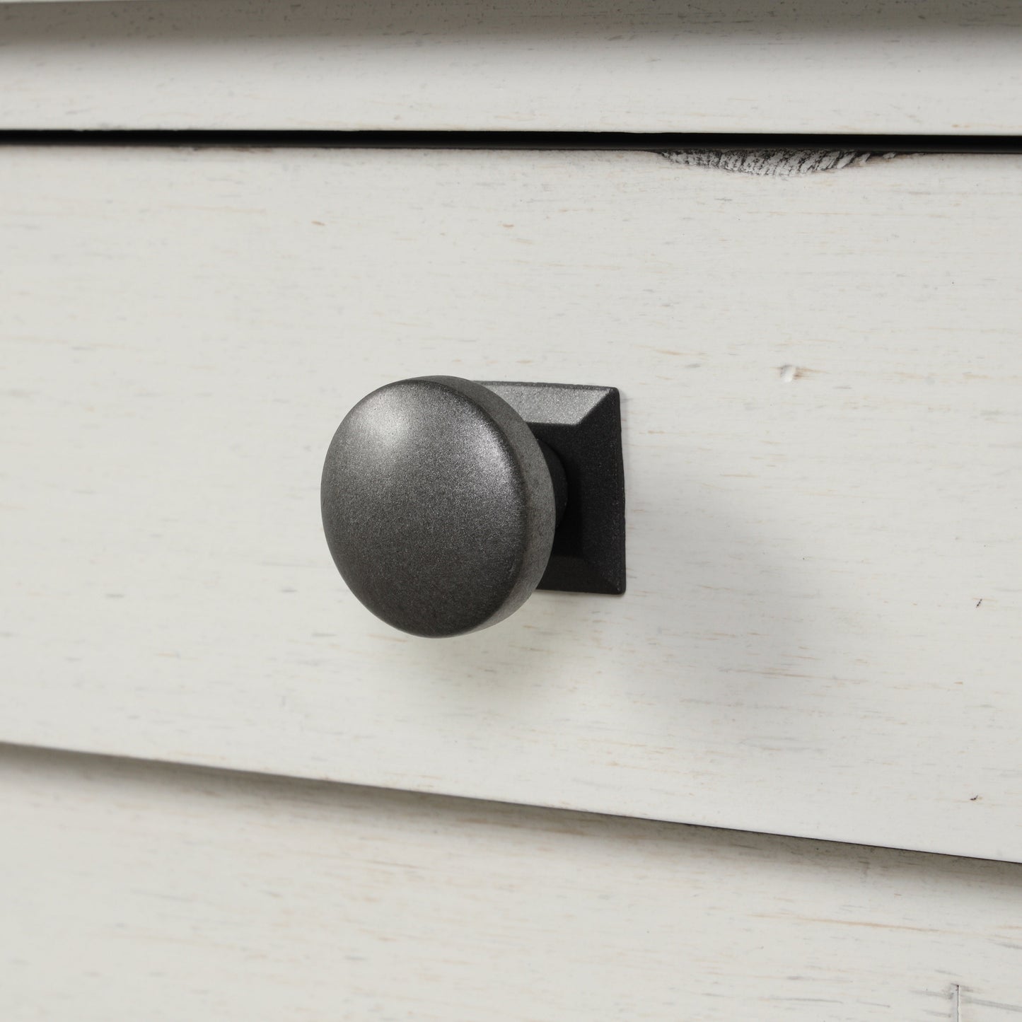 Laria Antique White Finish Wood 6-Drawer Chest