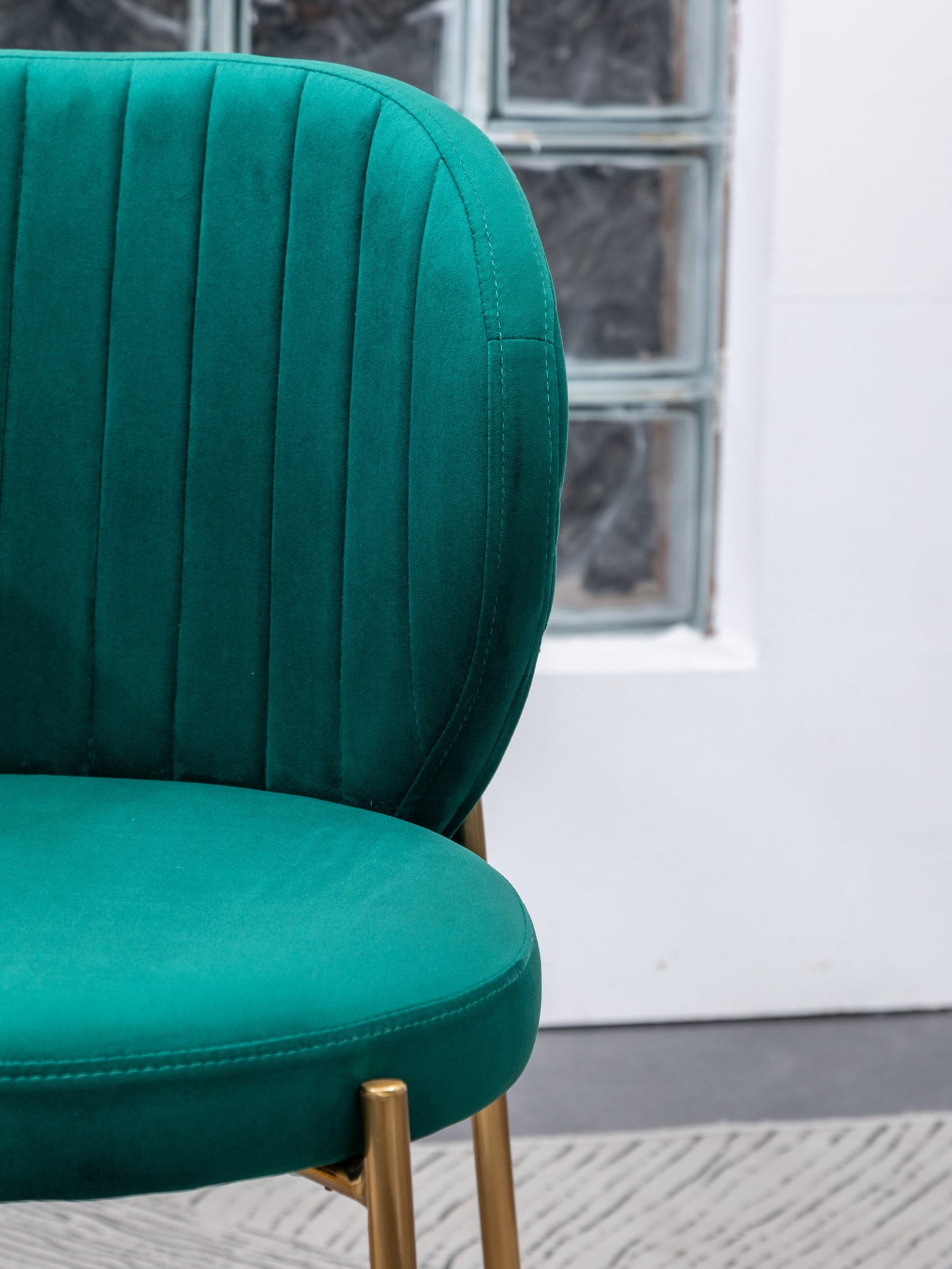 Roundhill Furniture Amoa Contemporary Velvet Upholstery Dining Chair, Green, Set of 2