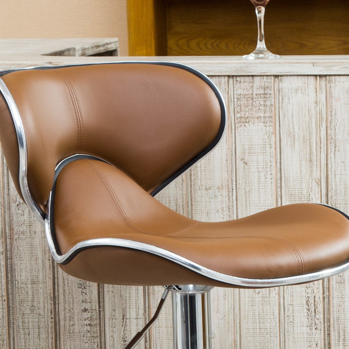 Roundhill Furniture Masaccio Cushioned Leatherette Upholstery Airlift Adjustable Swivel Barstool with Chrome Base, Caramel, Set of 2