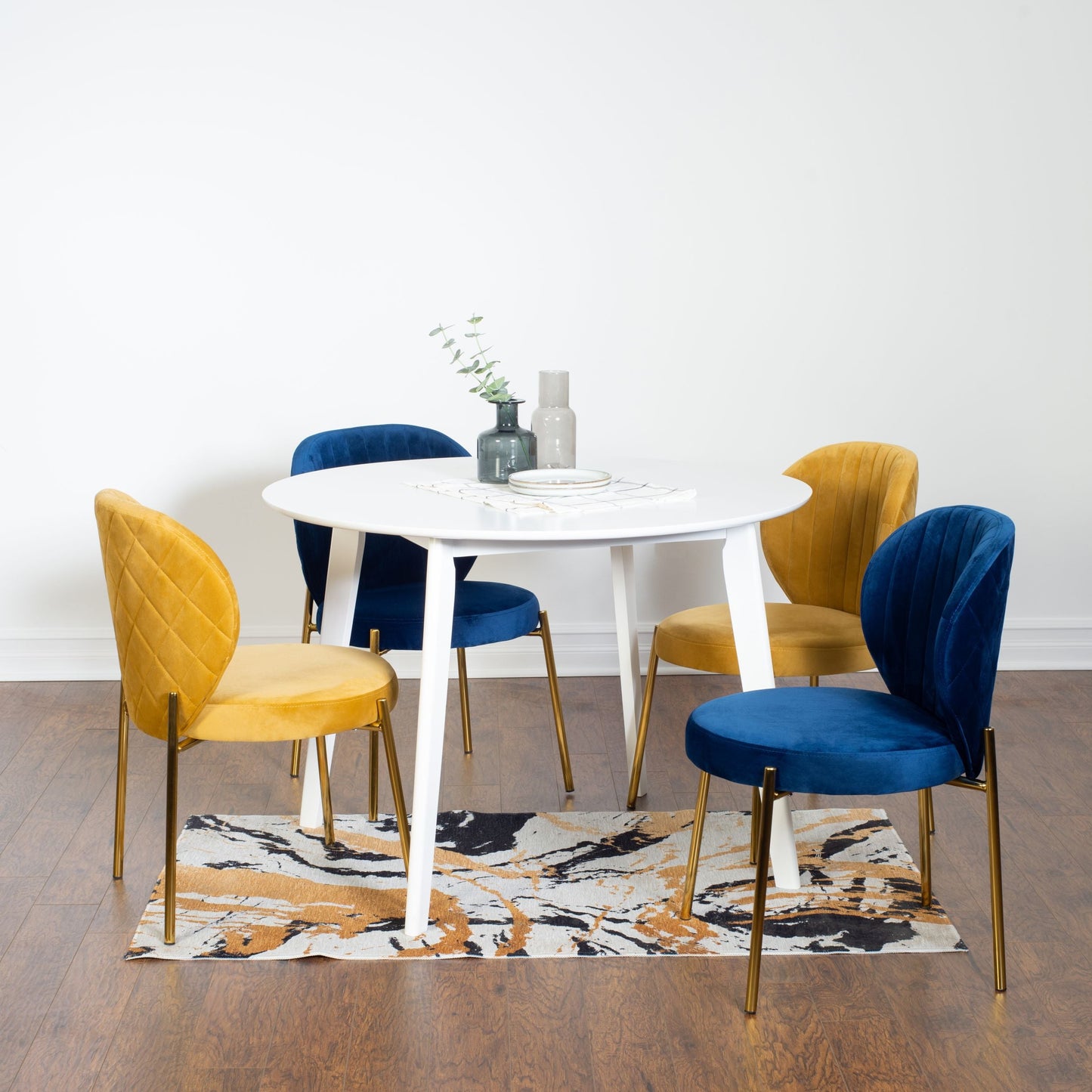 Roundhill Furniture Amoa Contemporary Dining Set, White Round Dining Table with 4 Chairs, 5-Piece