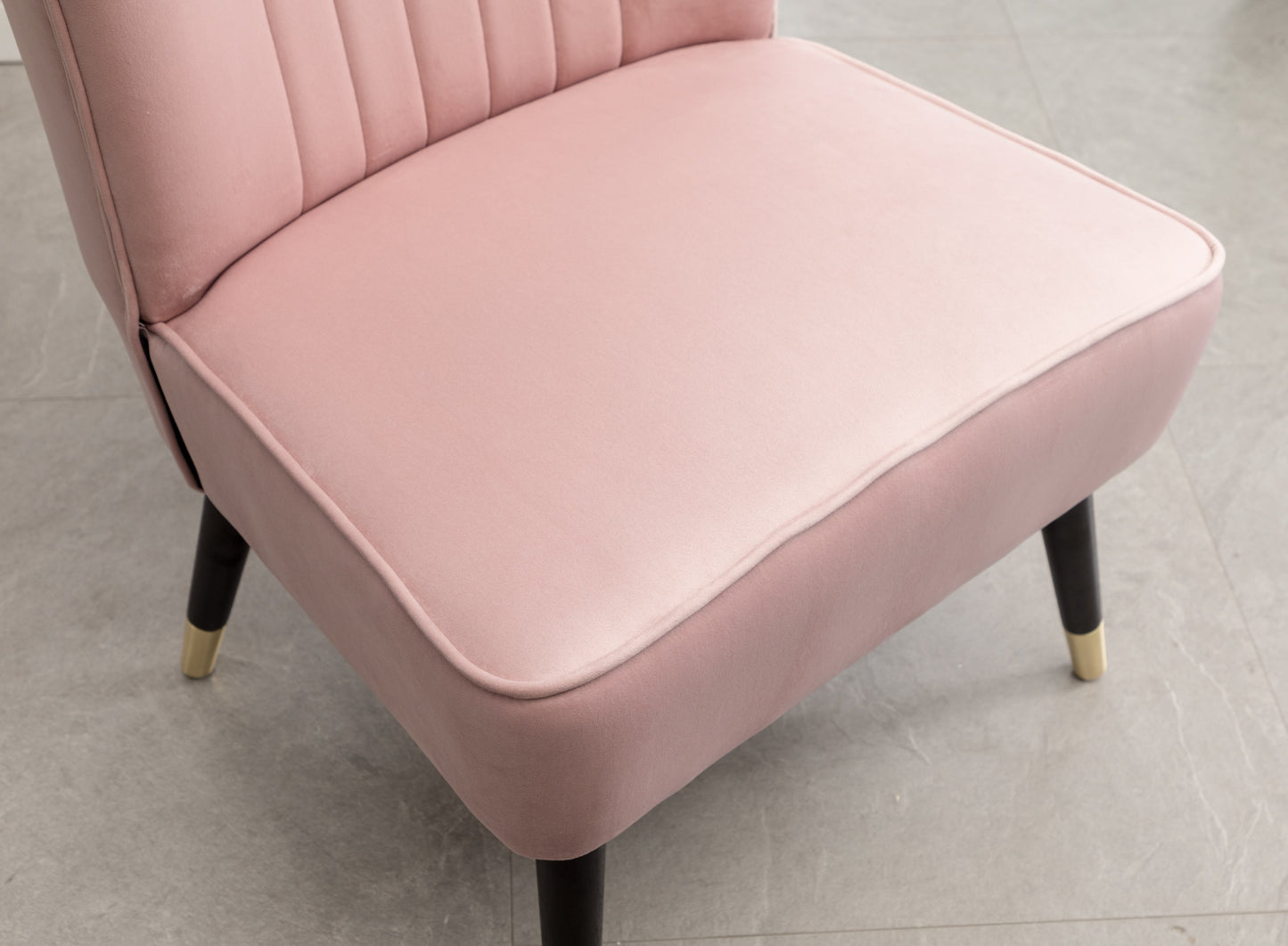 Roundhill Furniture Elon Contemporary Velvet Upholstered Accent Chair, Pink