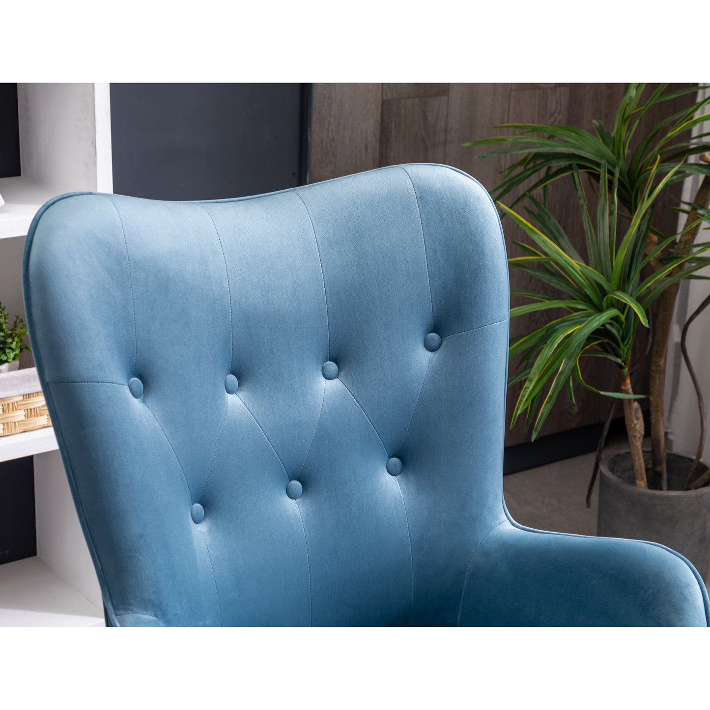 Roundhill Furniture Doarnin Contemporary Silky Velvet Tufted Button Back Accent Chair, Blue