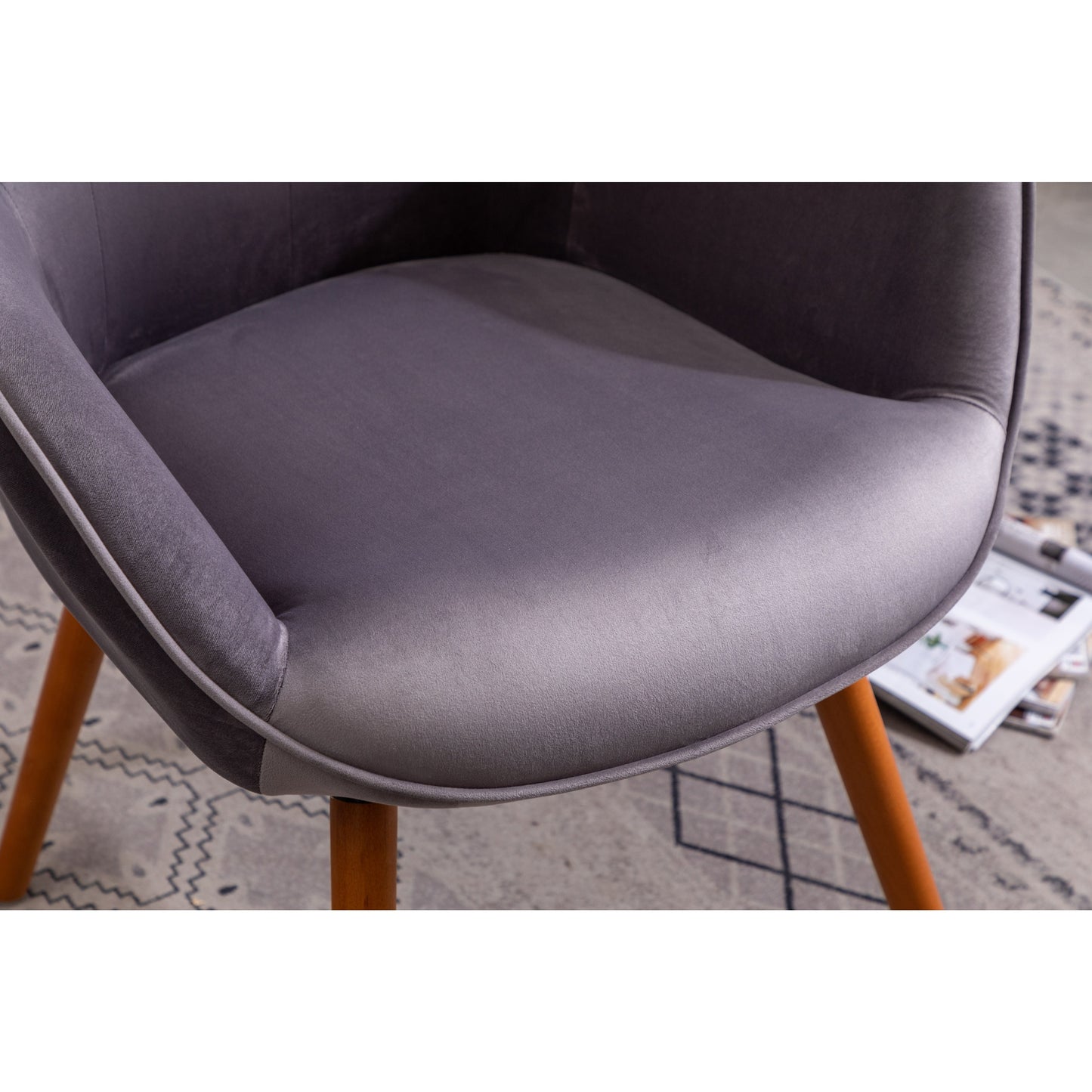 Roundhill Furniture Doarnin Contemporary Silky Velvet Tufted Button Back Accent Chair, Gray