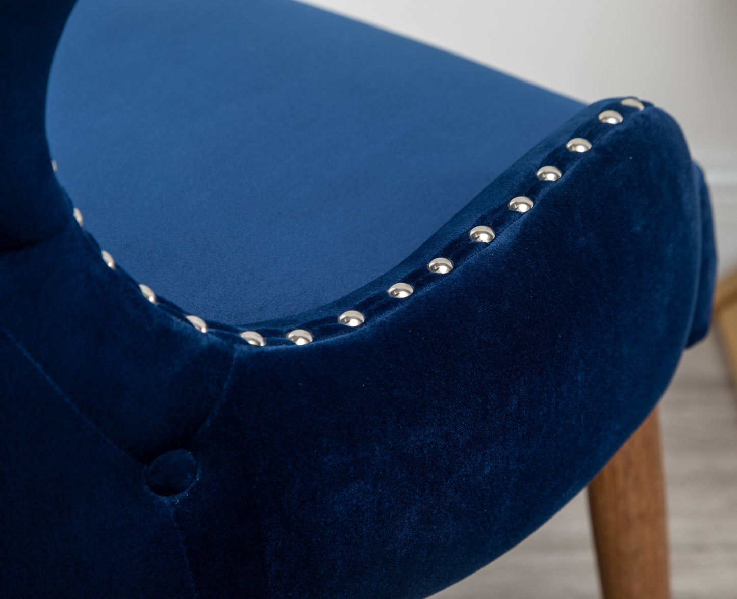 Roundhill Furniture Lindale Contemporary Velvet Upholstered Nailhead Trim Accent Chair, Blue