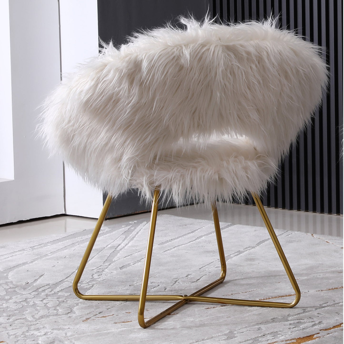 Roundhill Furniture Slatina Faux Fur Upholstered Accent Chair, White