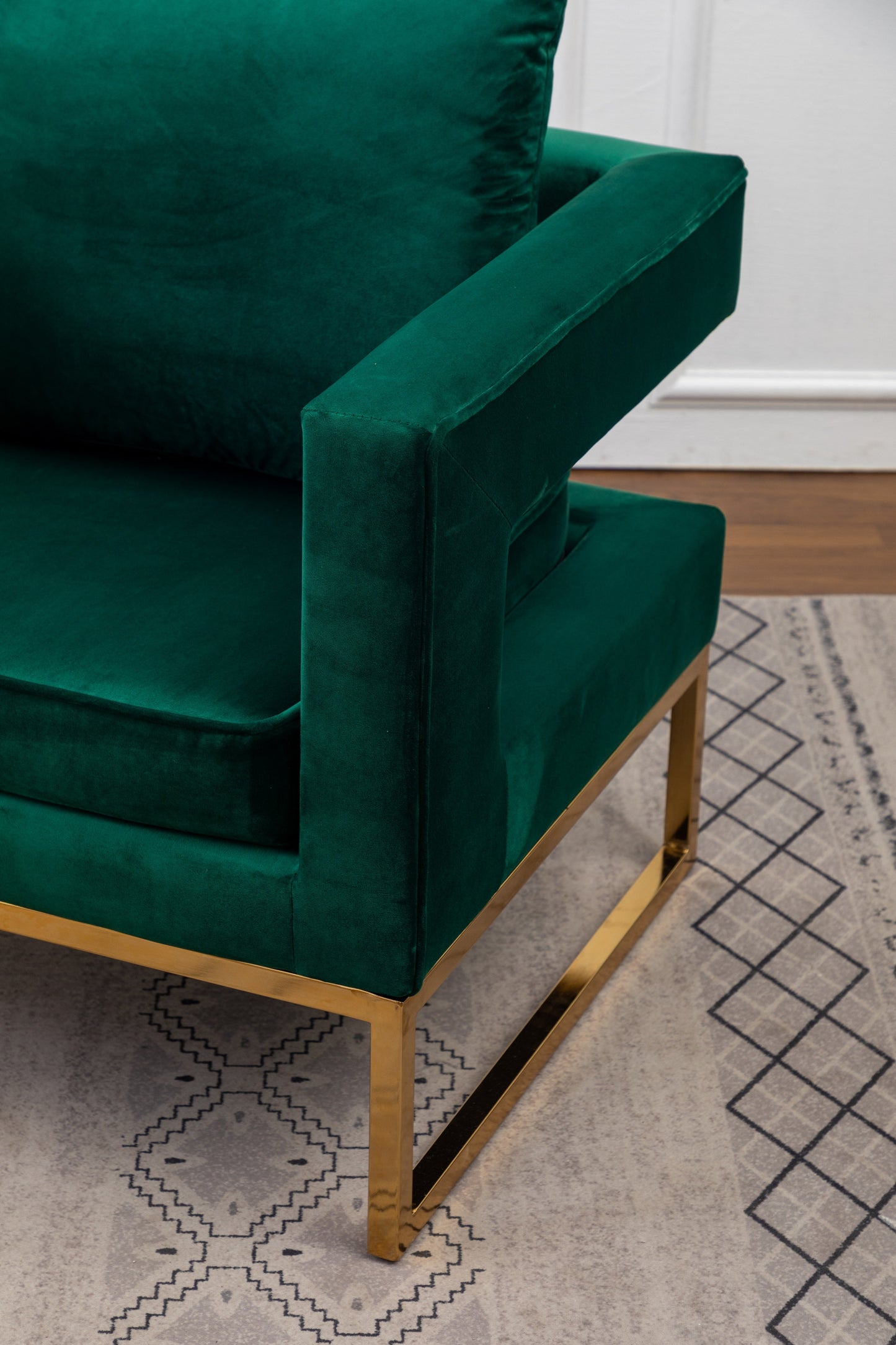 Roundhill Furniture Lenola Contemporary Upholstered Accent Arm Chair, Green