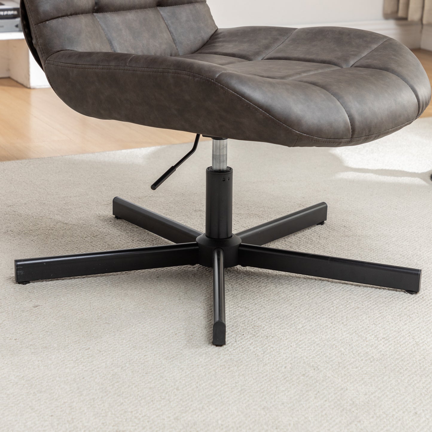 Roundhill Furniture Arlena Faux Leather Tufted Swivel Accent Chair