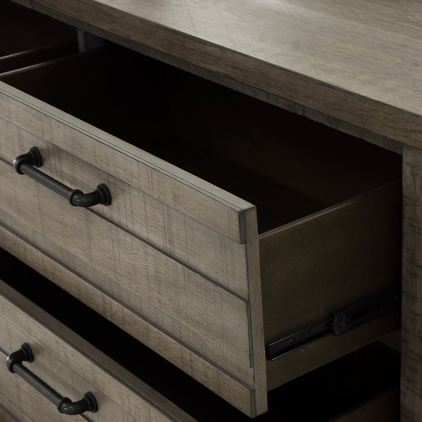Sedona Transitional Medium Gray Wood 5-Drawer Chest