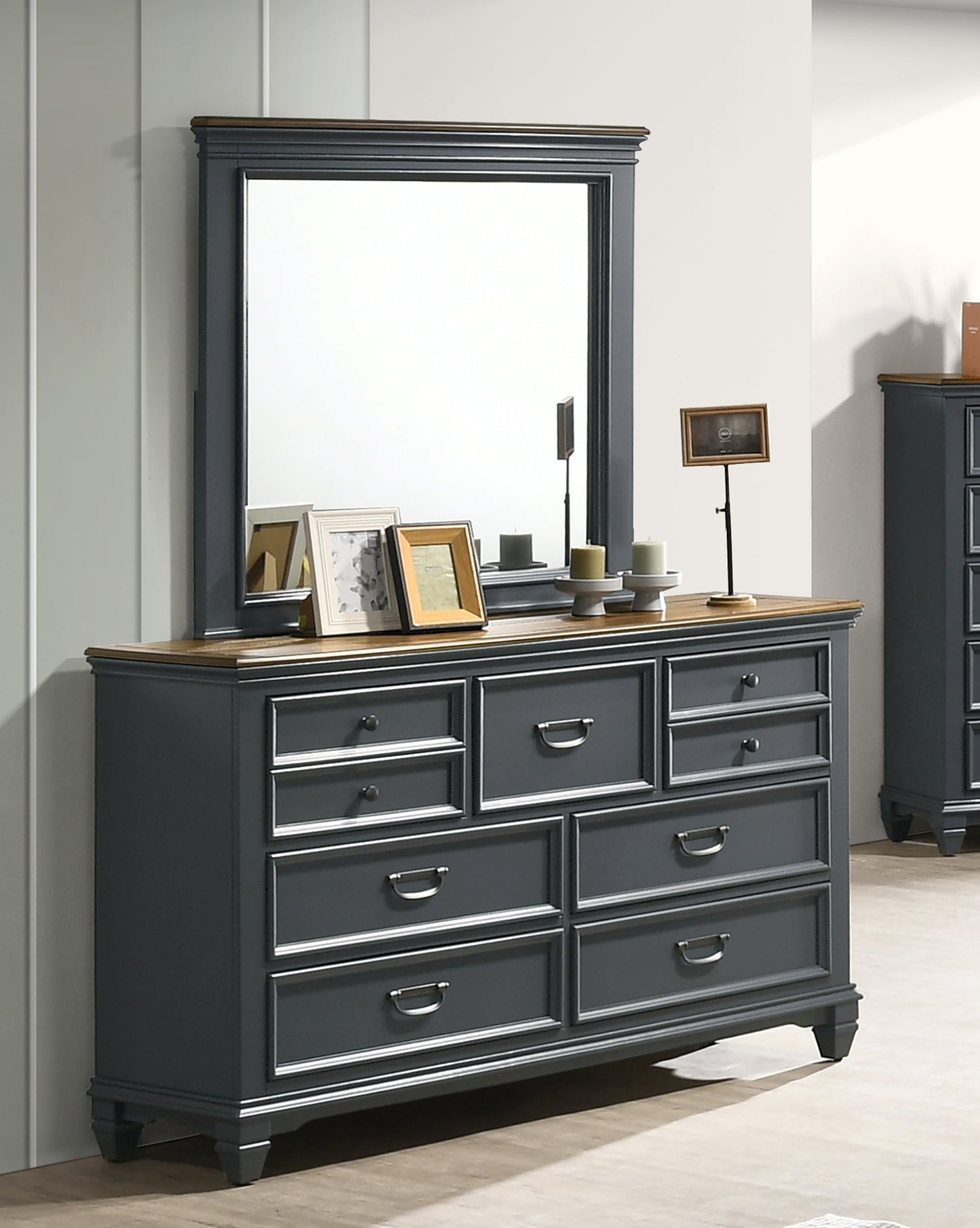 Roundhill Furniture Clelane Wood 7-Drawer Dresser with Mirror