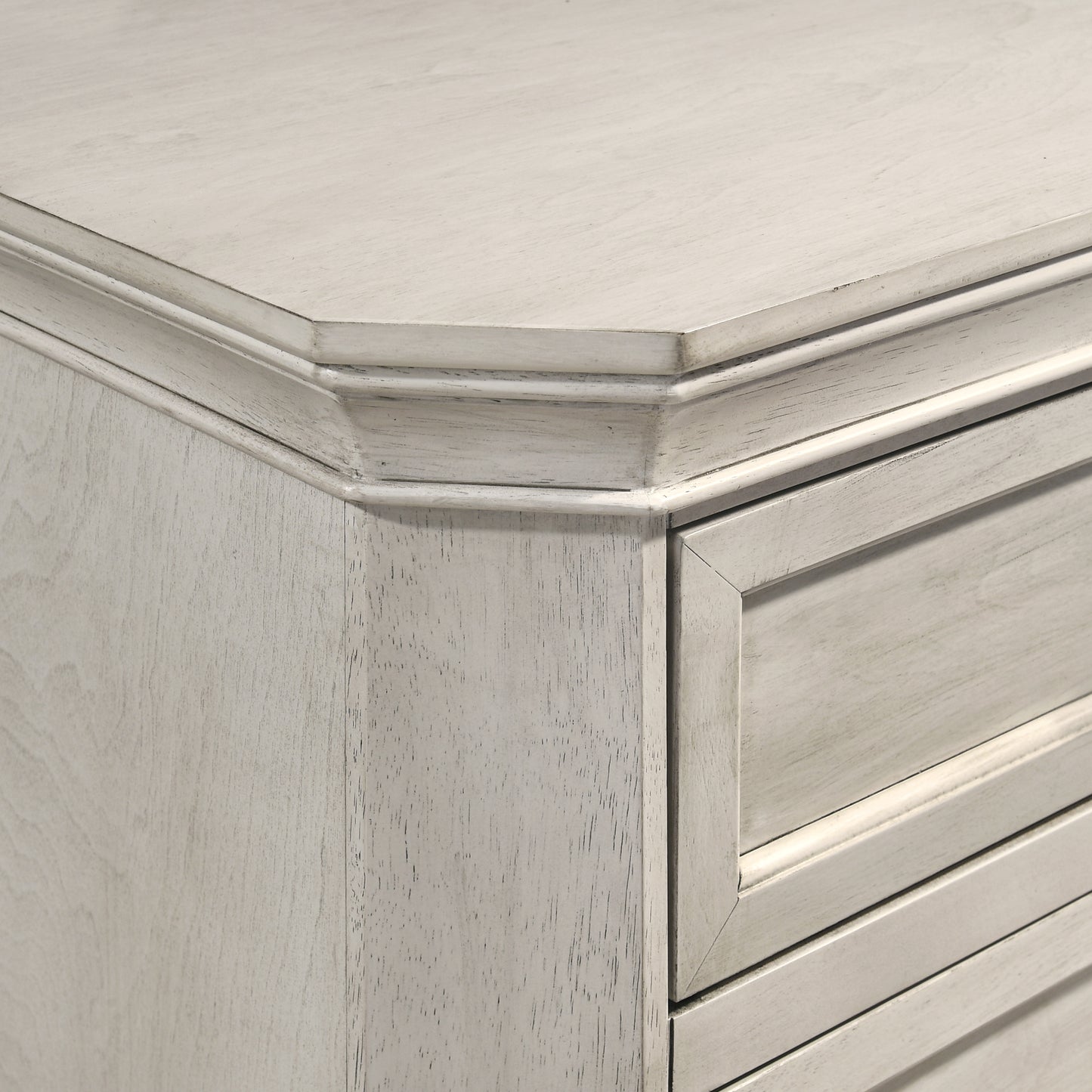 Roundhill Furniture Maderne Traditional Wood 9-Drawer Dresser