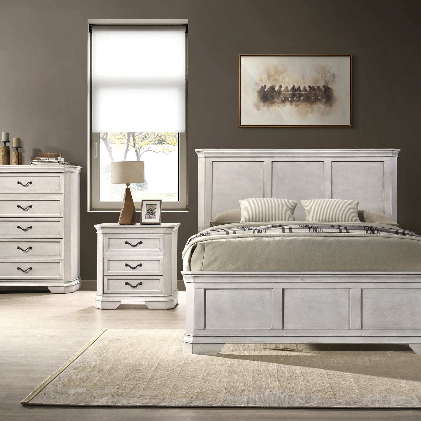 Roundhill Furniture Maderne Traditional Wood Panel Bedroom Collection