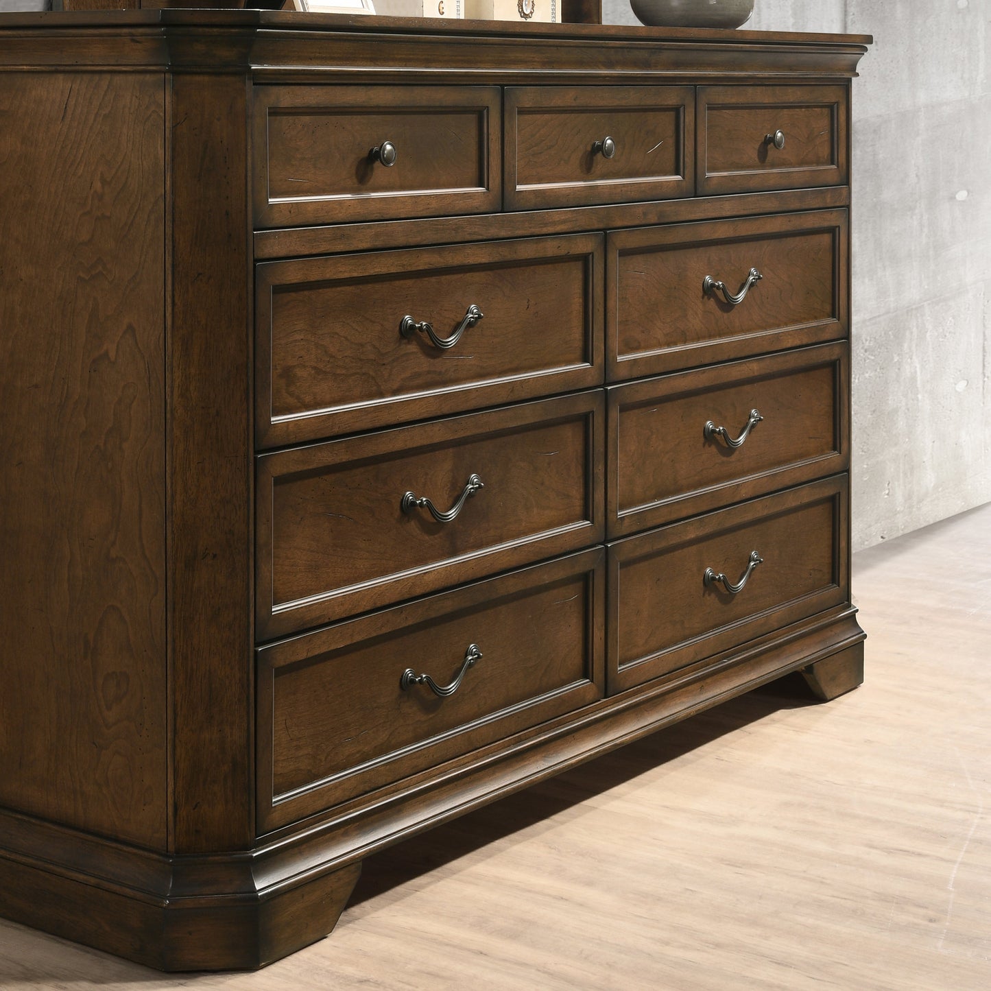 Maderne Traditional Wood 7-Drawer Dresser, Antique Walnut Finish