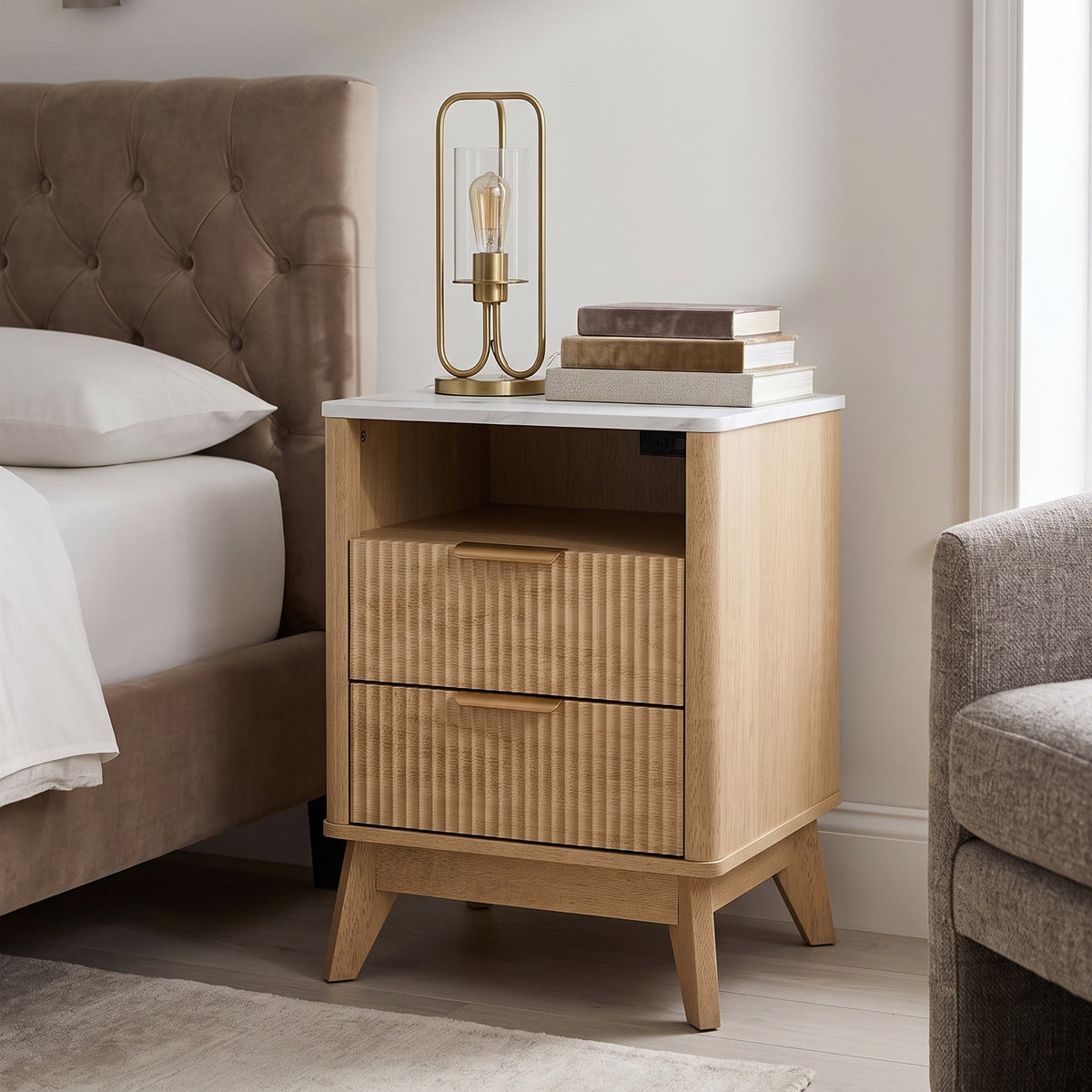Roundhill Furniture Lyra Mid-Century Modern 2-Drawer Nightstand with Charging Station, Black