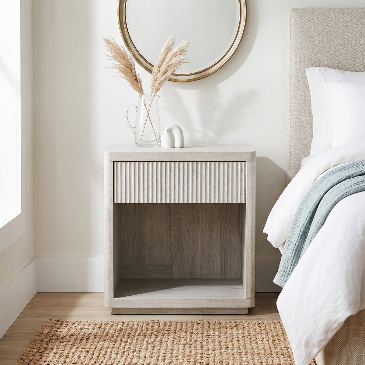Roundhill Furniture Aria Modern Fluted Nightstand, Side Table