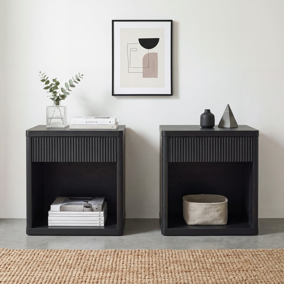 Roundhill Furniture Aria Modern Fluted Nightstand, Side Table
