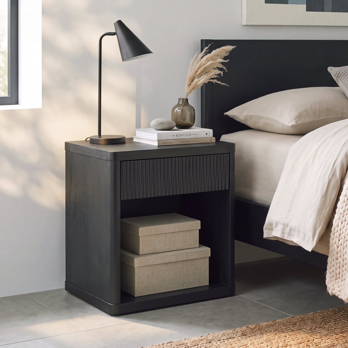 Roundhill Furniture Aria Modern Fluted Nightstand, Side Table