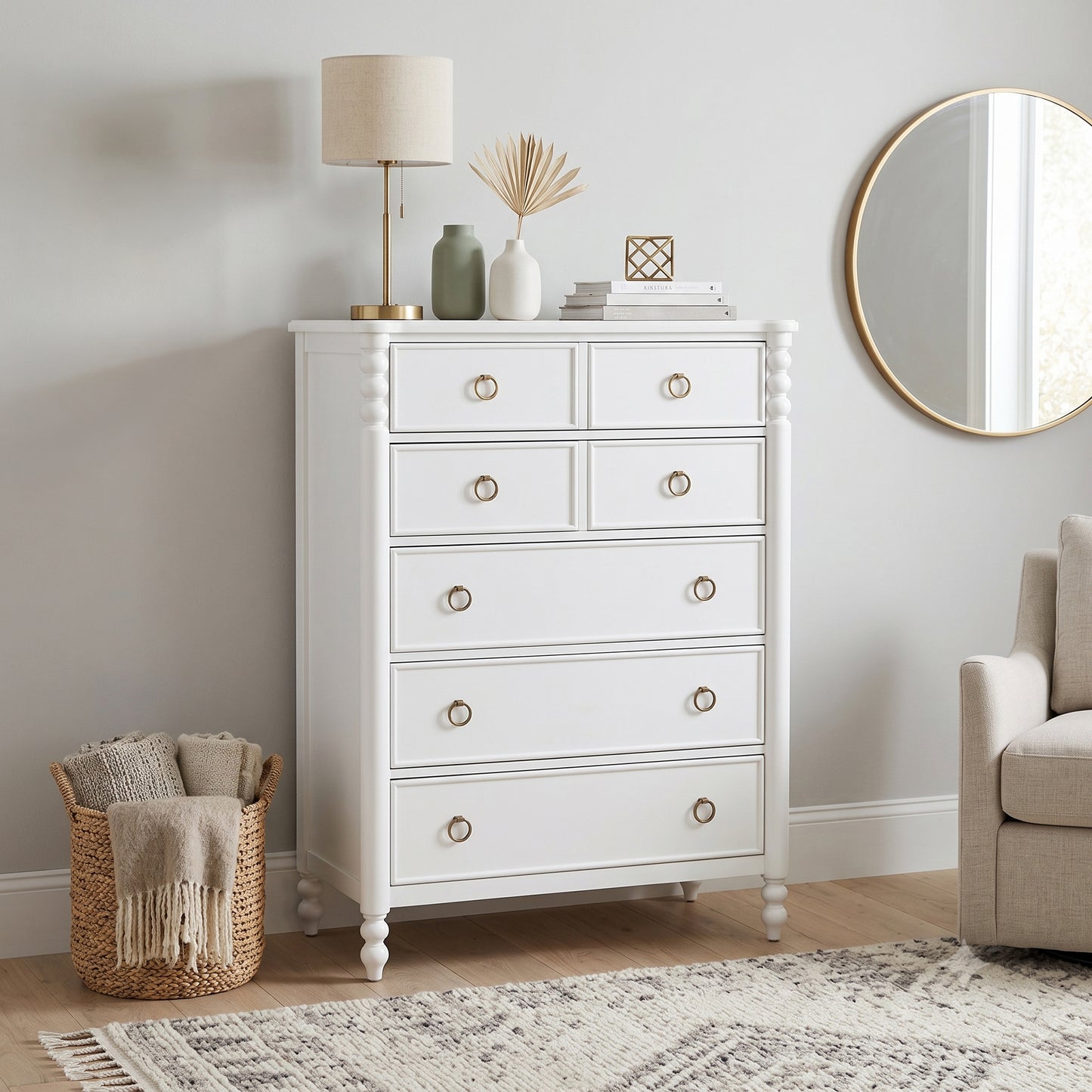Roundhill Furniture Avellune 5-Drawer Chest, White Finish