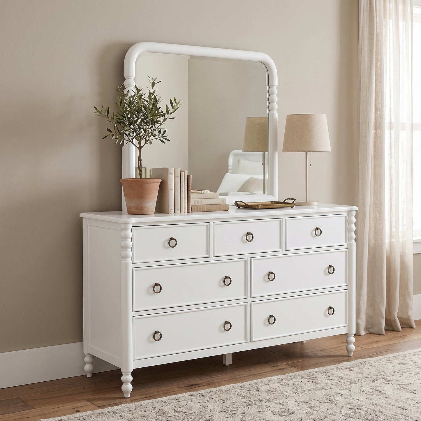 Roundhill Furniture Avellune 7-Drawer Dresser with Mirror, White Finish
