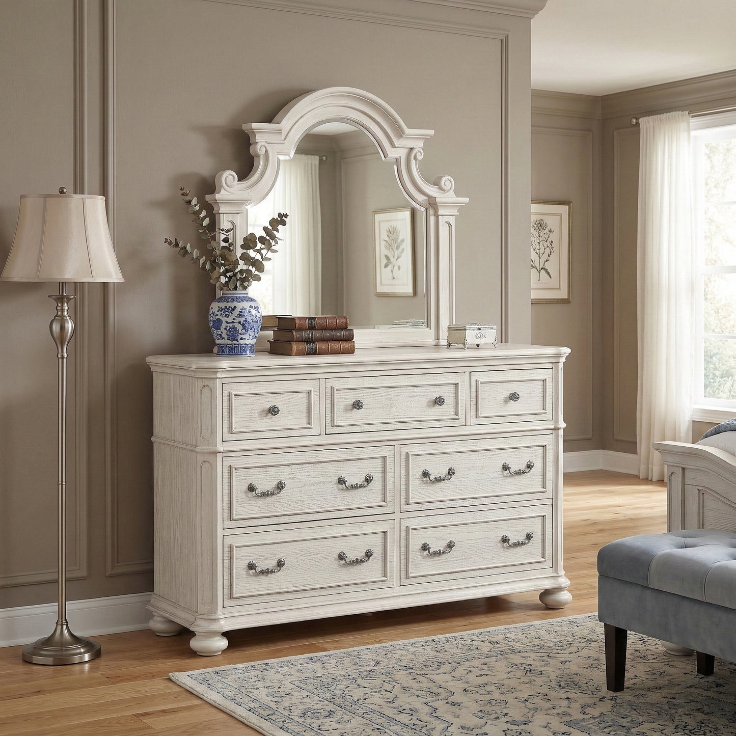 Roundhill Furniture Nelson French Traditional 5-Piece Bedroom Set, Antique White