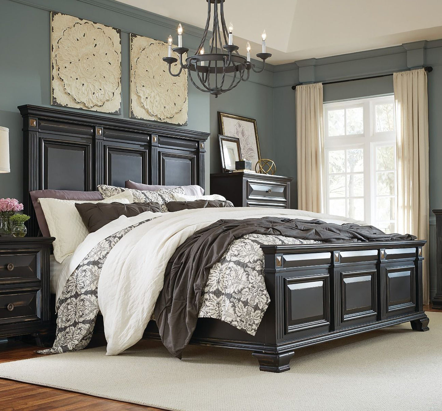 Renova Vintage Black Wood Panel Bed