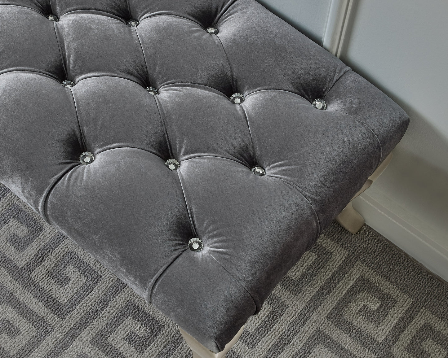 Roundhill Furniture Decor Maxem Tufted Fabric Upholstered Seat with Nailhead Trim Bench, Gray