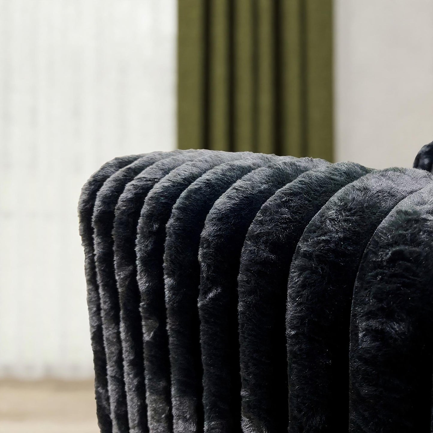Roundhill Furniture Nolan 3-Piece Living Room Set, Sofa Loveseat and Chair, Lush Black