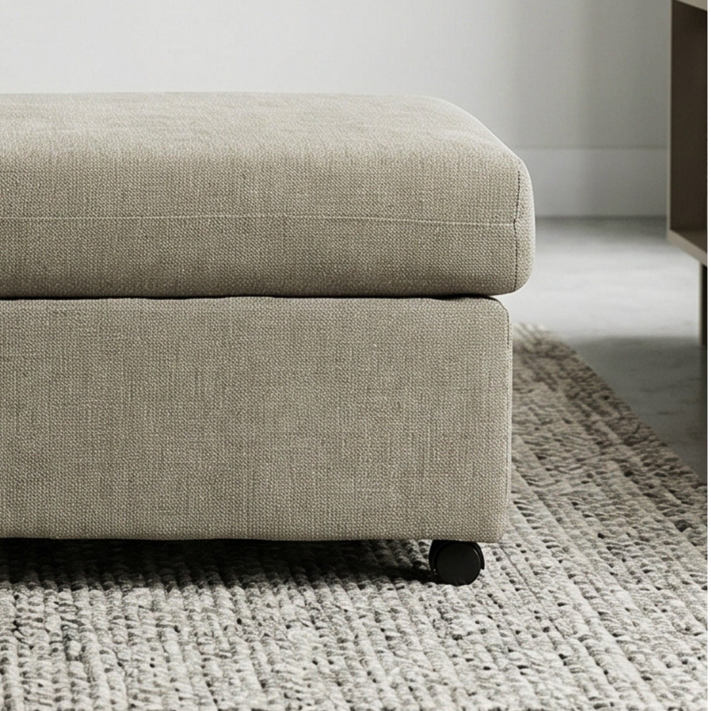 Roundhill Furniture Wilson Contemporary Upholstered Cocktail Ottoman with Casters