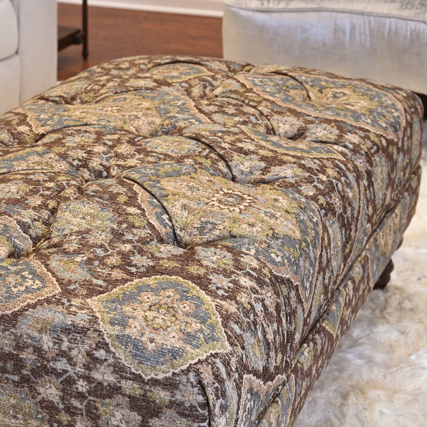 Roundhill Furniture Charbilia Fabric Tufted Cocktail Ottoman in Tapestry Ocean Cliff