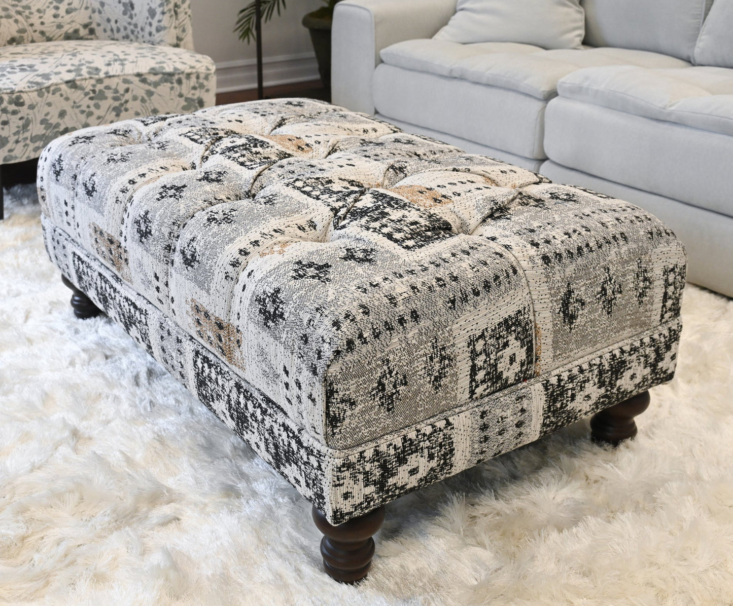 Roundhill Furniture Charbilia Fabric Tufted Cocktail Ottoman in Tupper Onyx