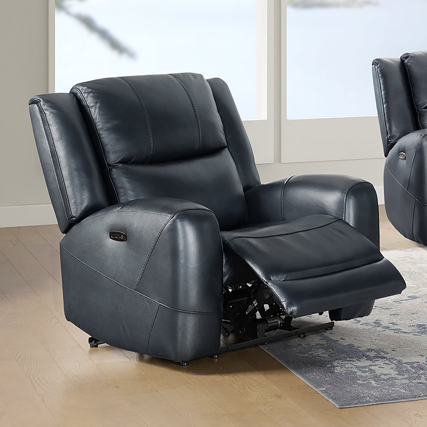 Roundhill Furniture Cozura Leather Power Recliner