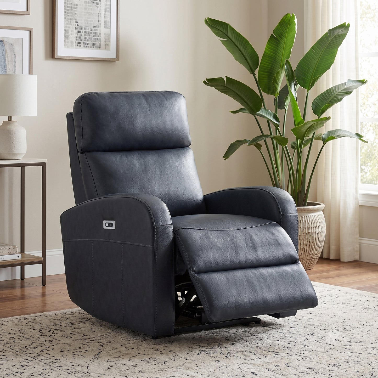 Roundhill Furniture Noah Leather Power Recliner Chair with Charging Port, One-Touch Electric Reclining Armchair