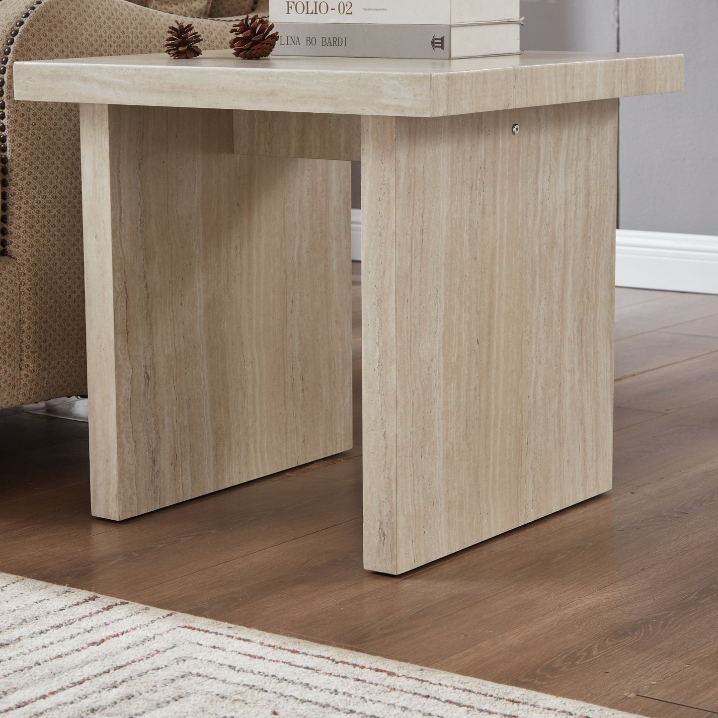 Roundhill Furniture Cavira Modern Faux Marble Living Room End/Side Table