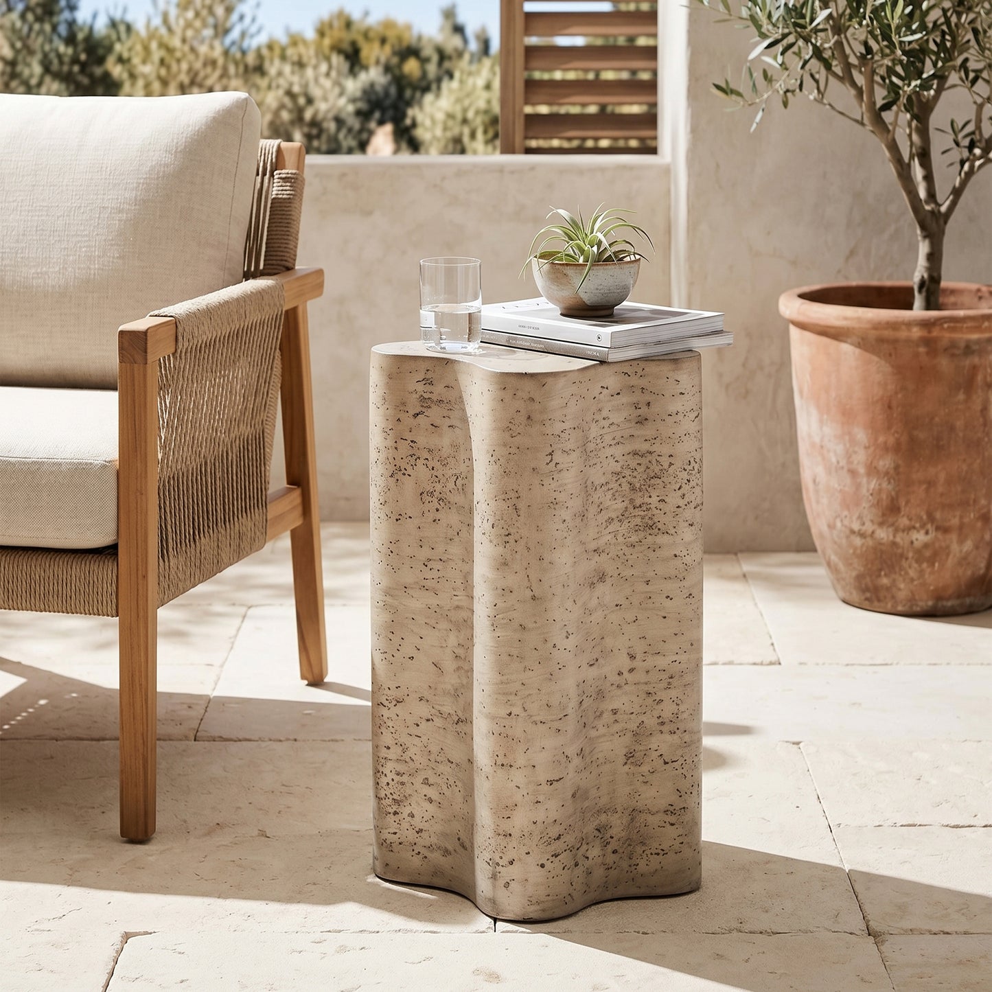Roundhill Furniture Vallo Indoor/Outdoor Faux Travertine End Table