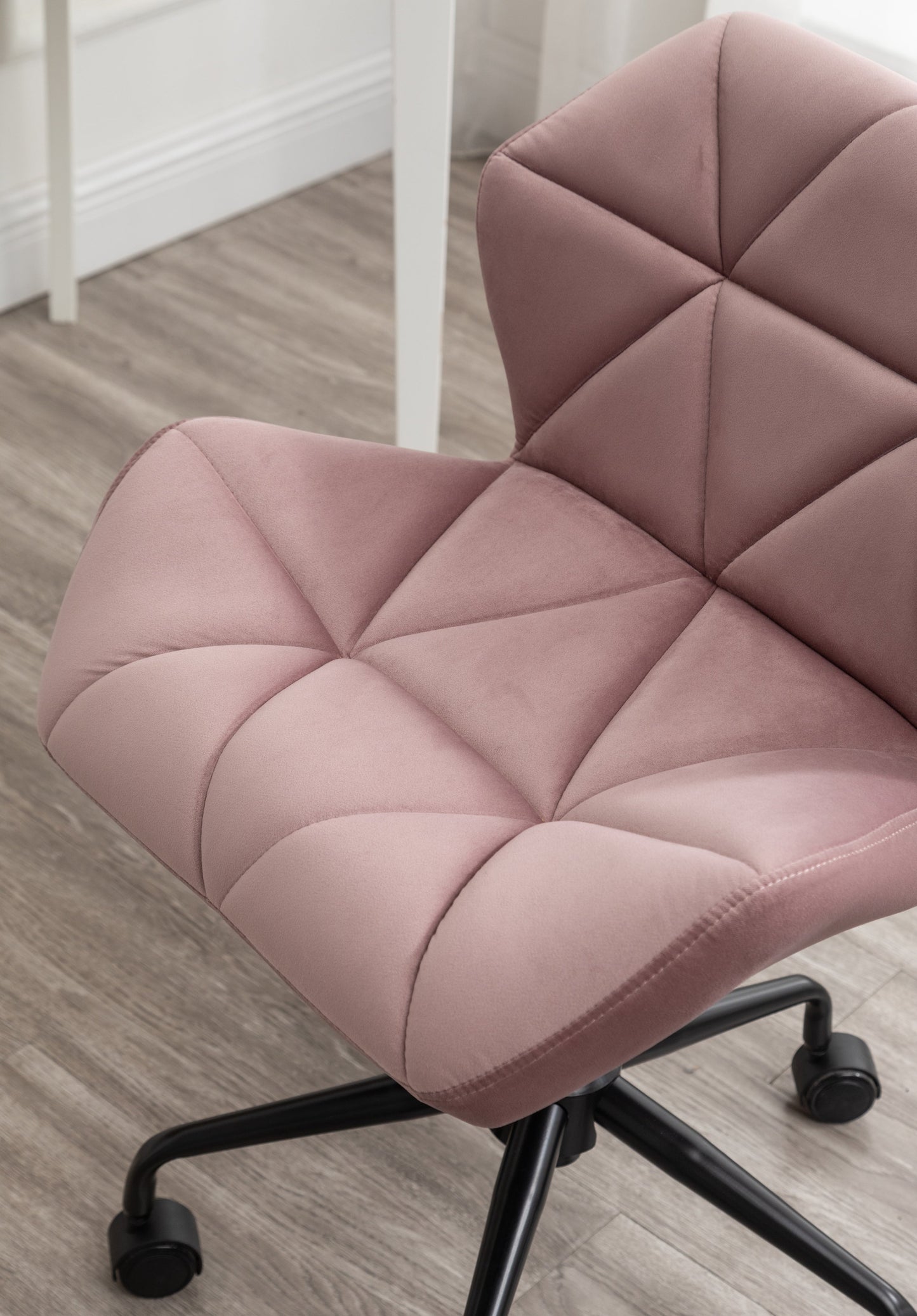 Roundhill Furniture Eldon Diamond Tufted Adjustable Swivel Office Chair, Mauve