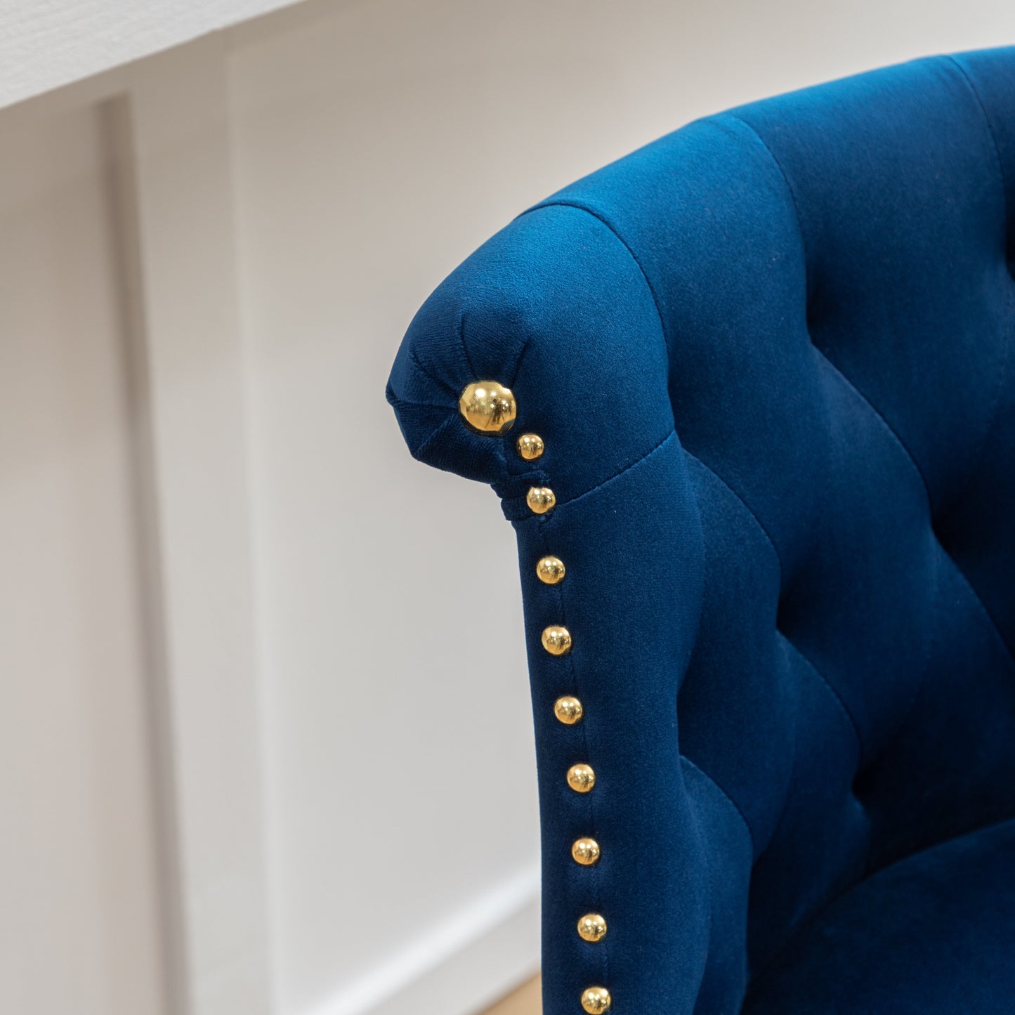 Roundhill Furniture Elvara Set of 2 Button-Tufted Counter Stools with Nailhead Trim