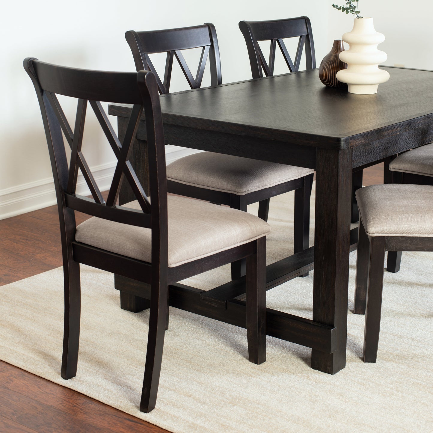 Hensfield Contemporary 7-Piece Dining Set, Dining Table with 6 Cross-back Chairs, Rich Black