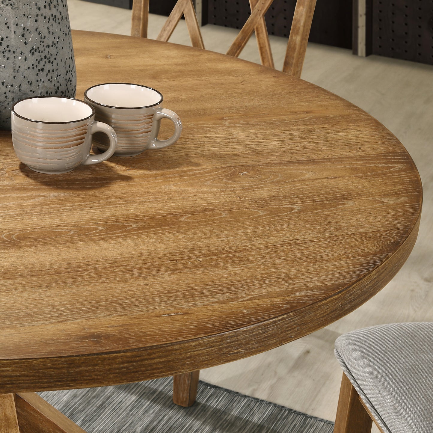 Roundhill Furniture Windvale Cross-Buck Base Dining Table