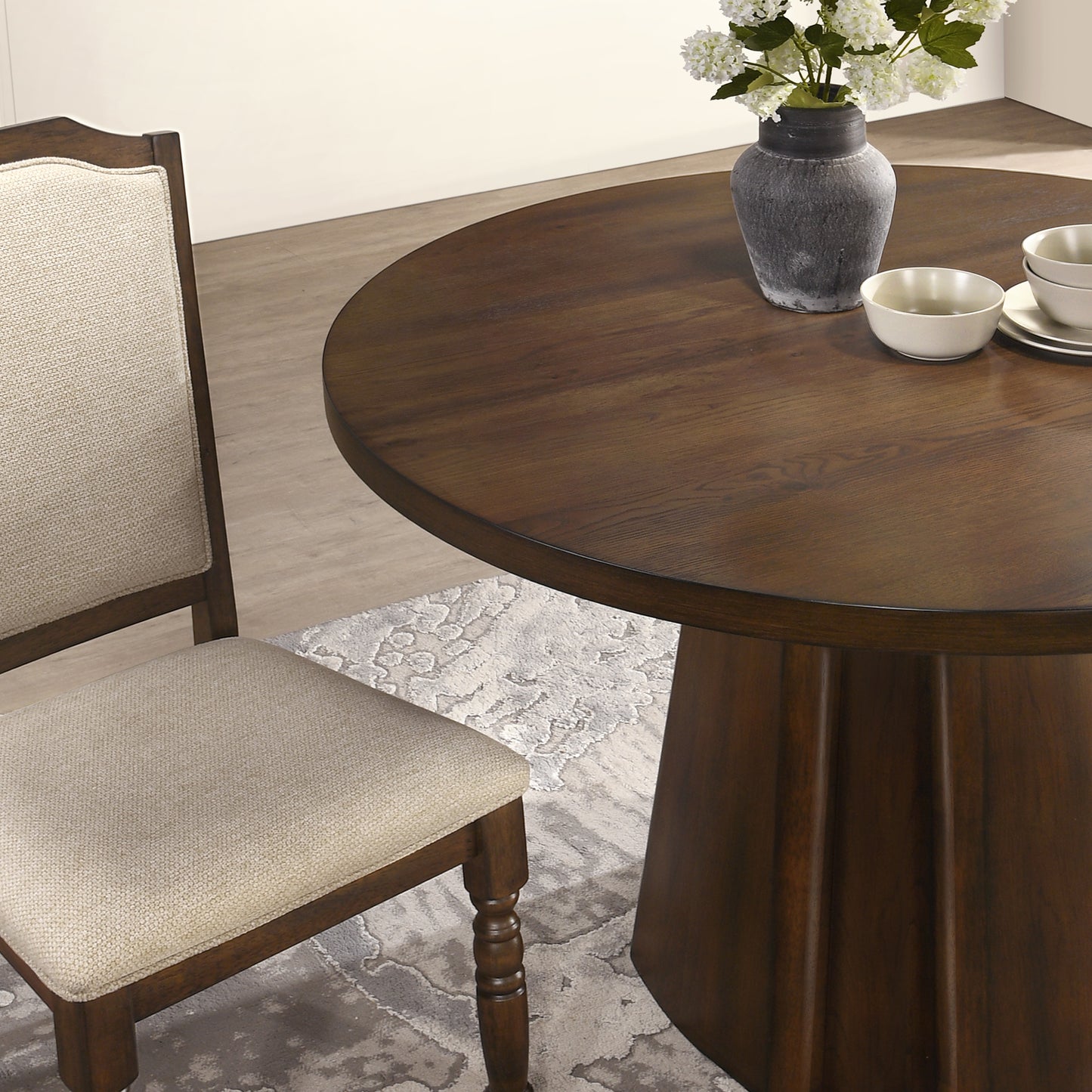 Roundhill Furniture Fantail 5-Piece Dining Set, Round Dining Table with 4 Iris Chairs, Walnut Finish