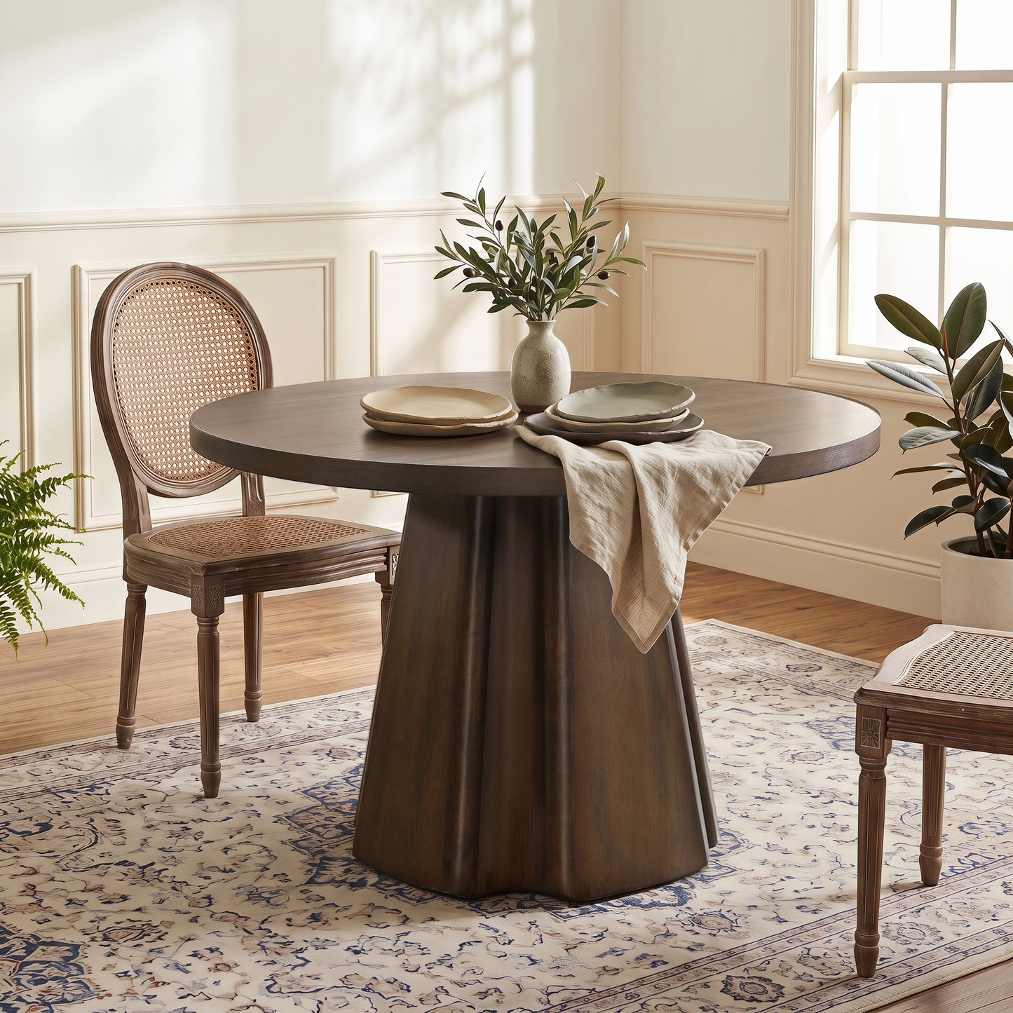 Roundhill Furniture Fantail Sculptural Pedestal Round Dining Table, Walnut