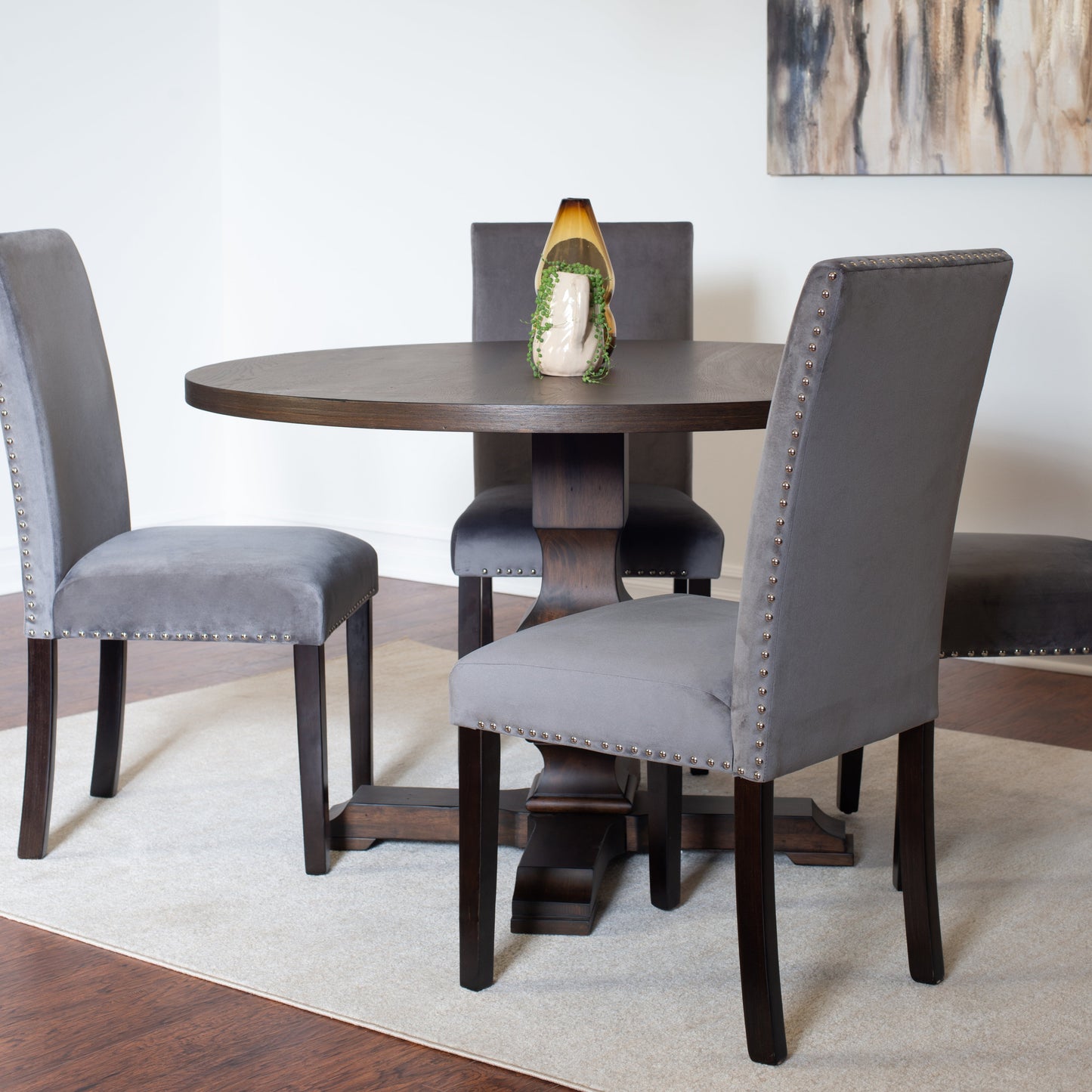 Fordsville 5-piece Dining Set, Pedestal Round Table with 4 Stylish Chairs